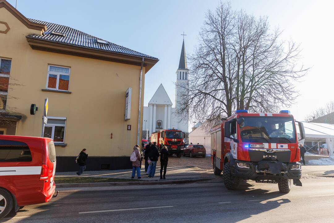 Gaisre žuvusio ugniagesio Rolando Venslauskio laidotuvės