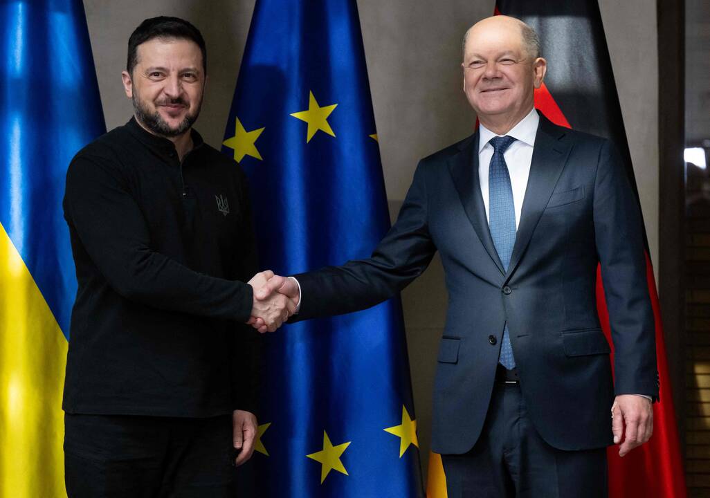 Scholzas ir Zelenskis aptarė „teisingą taiką“ Ukrainoje