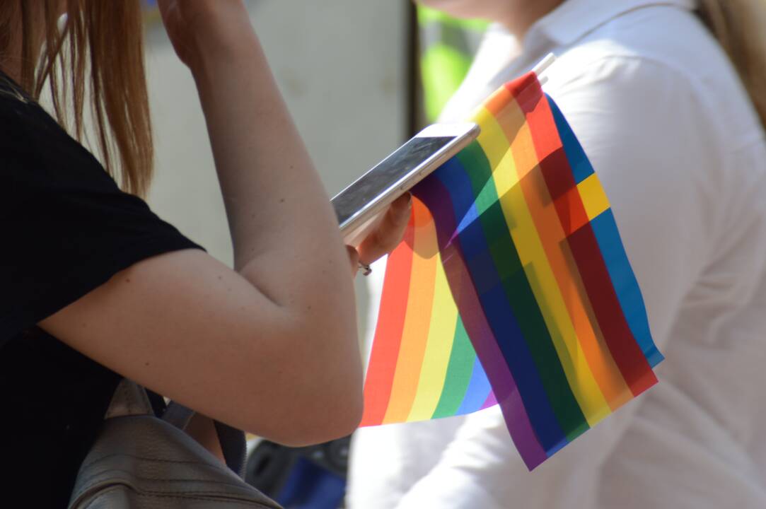 Vengrijos parlamentas priėmė įstatymą, draudžiantį LGBT renginius