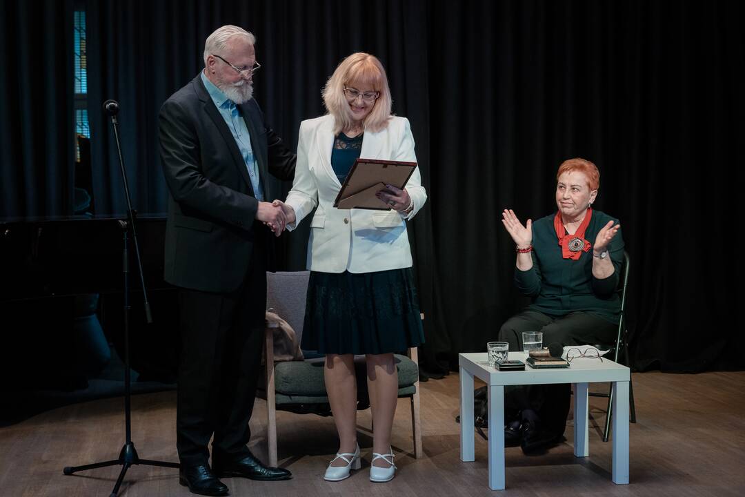 Vieno lito literatūrinė premija – rašytojai Linai Navickaitei