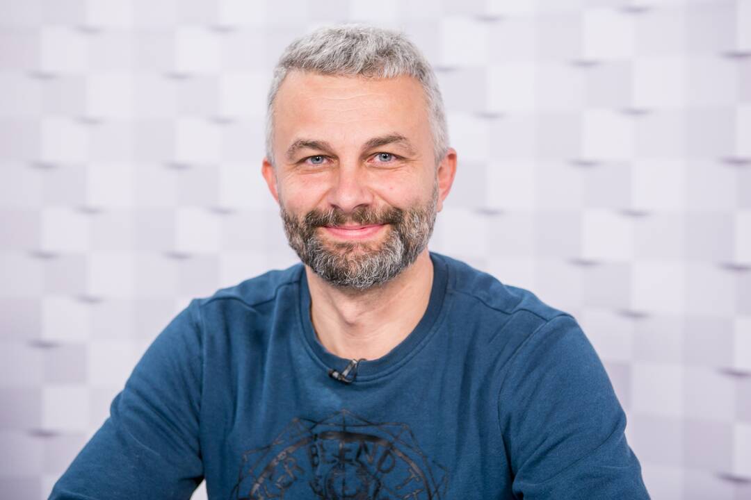 Pasidomėjo: režisierius iš Maskvos S. Shkaprov sulaukė Lietuvos saugumiečių dėmesio, kai ėmė reikšti prokremliškas pažiūras.