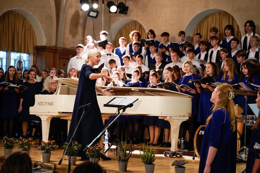Reiškinys: Lietuvos jaunimo mišrių chorų festivalis „Jaunoji banga“ šiemet surengtas jau trečią kartą.