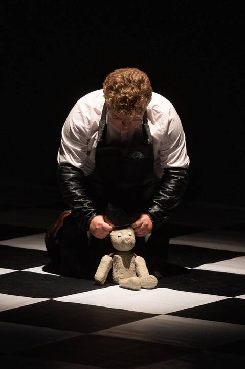 Prisistatymas: režisierė M. Vendland į gimtąjį miestą pirmą kartą atveža savo suburtame teatre „Artyn“ pastatytą spektaklį „Tėvuko žaislai“.