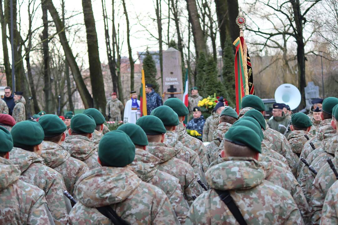 Uostamiestis mini Klaipėdos krašto prijungimo prie Lietuvos 102-ąsias metines