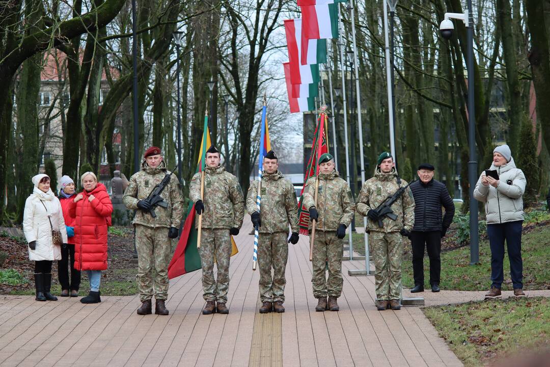 Uostamiestis mini Klaipėdos krašto prijungimo prie Lietuvos 102-ąsias metines
