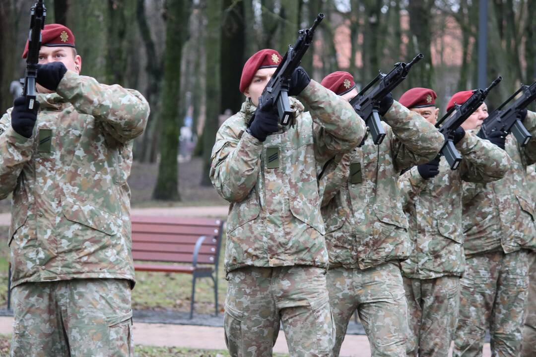 Uostamiestis mini Klaipėdos krašto prijungimo prie Lietuvos 102-ąsias metines