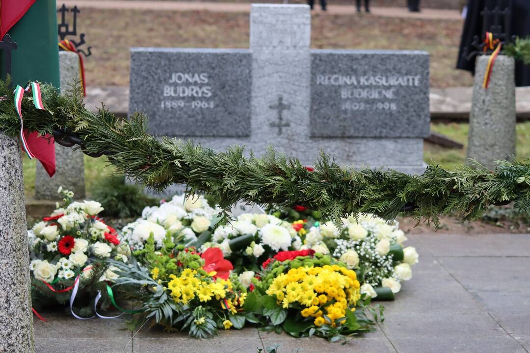 Uostamiestis mini Klaipėdos krašto prijungimo prie Lietuvos 102-ąsias metines