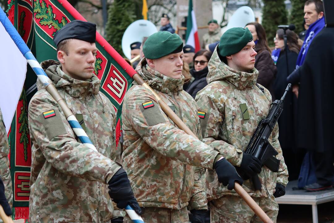 Uostamiestis mini Klaipėdos krašto prijungimo prie Lietuvos 102-ąsias metines