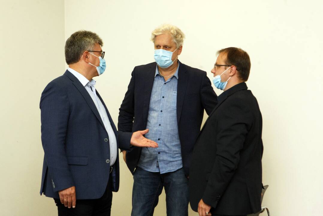 Žingsnis: grupė aktyvistų, gindami viešąjį interesą dėl Klaipėdos uosto bendrojo plano, parengė kreipimąsi į Lietuvos Konstitucinį Teismą ir į Generalinę prokuratūrą.
