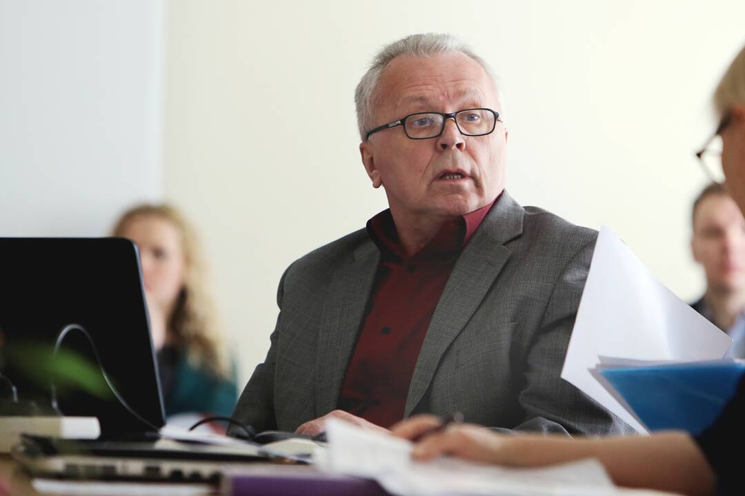 Norai: vicemeras A.Cesiulis įsitikinęs, kad savivaldybės mašina turėtų suktis sparčiau.