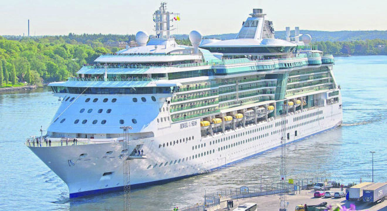 Perspektyva: 2021 metais, jei sezono nesužlugdys COVID-19, į Klaipėdą užsuktų 293 metrų ilgio kruizinis laivas „Jewel of the Seas“, kurio bilietai vieni pigiausių.