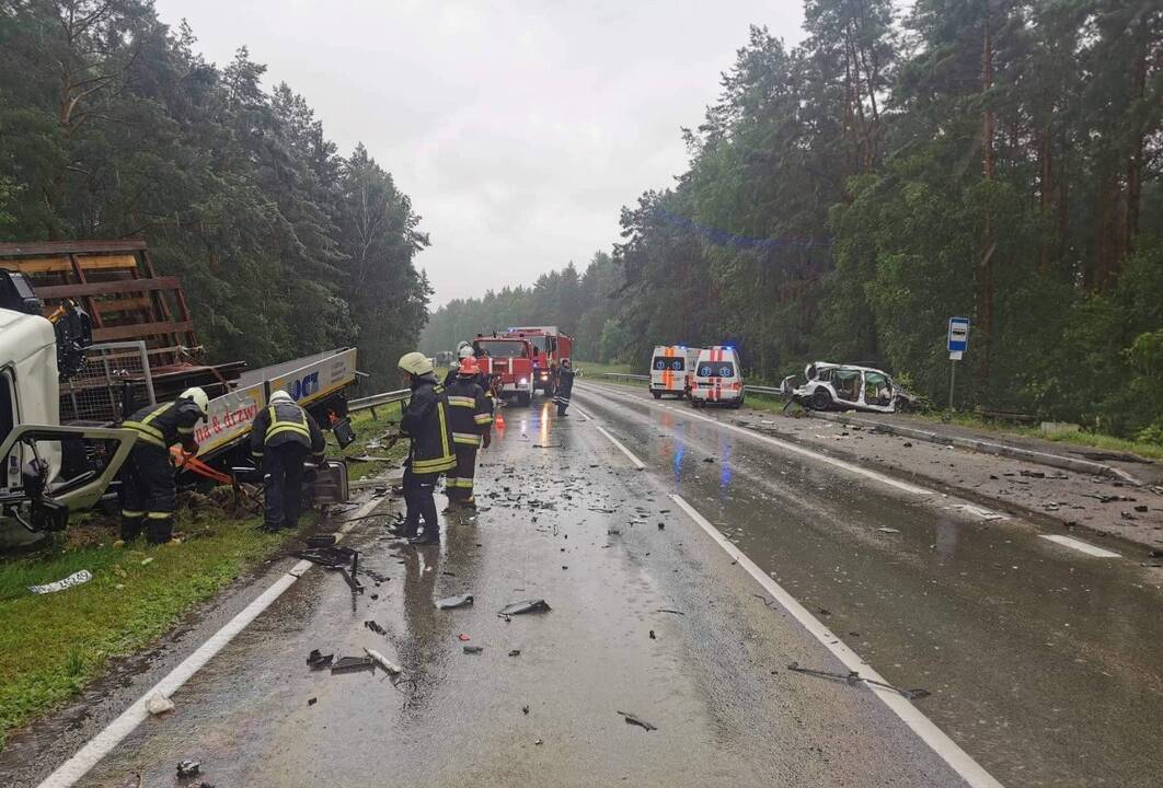 Nelaimė Varėnos rajone: per avariją žuvo senolis
