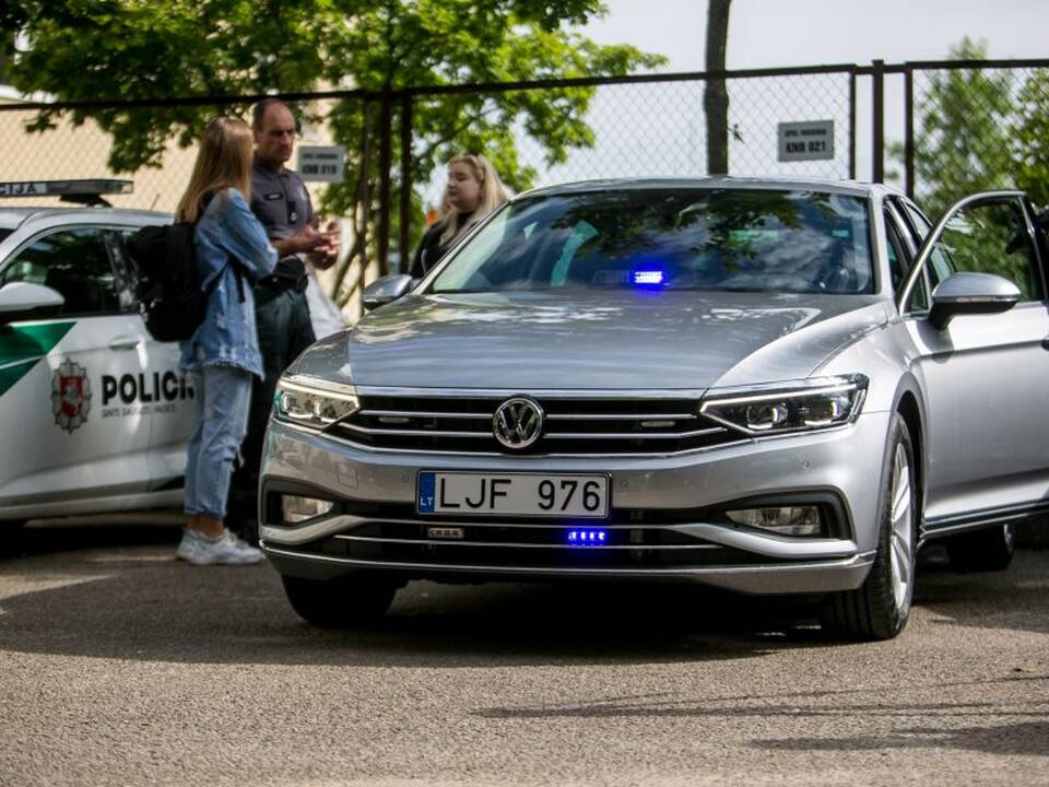 Patogu: riedant paspirtuku įmanoma pasiekti vietas, kur automobiliu negalima privažiuoti.