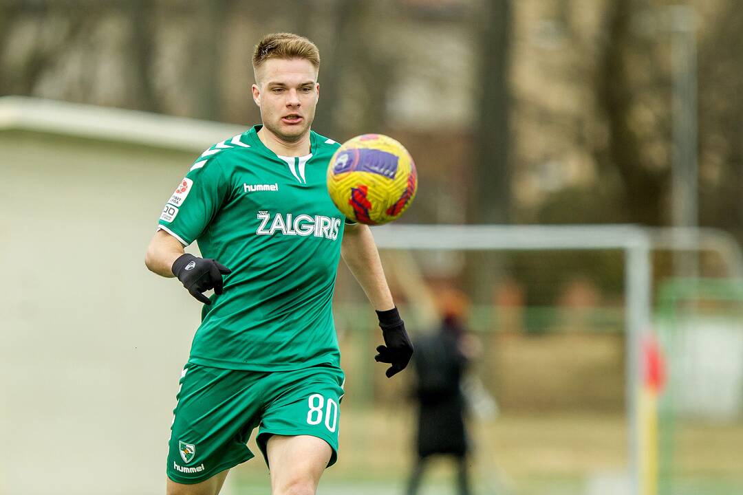 Pavasaris: pernai A lygos čempionato pirmo turo rungtynės buvo sužaistos kovo 4–6 d.