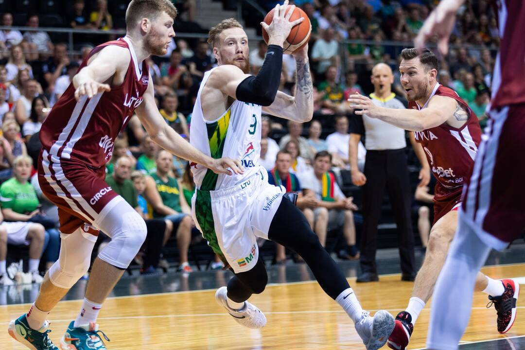 Vicečempionai: Lietuvos vyrų trijulių krepšinio komanda pirmą kartą iškovojo pasaulio čempionato medalius.