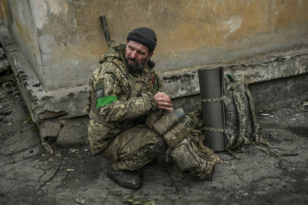 381-oji karo Ukrainoje diena