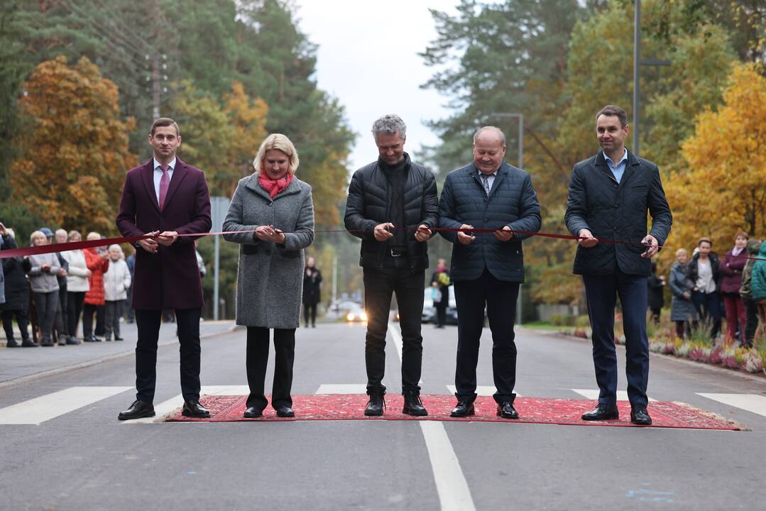Dermė: prie atnaujinto ir modernaus Kačerginės daugiafunkcio centro-mokyklos pavargusi J.Janonio gatvė išties būtų netikusi.