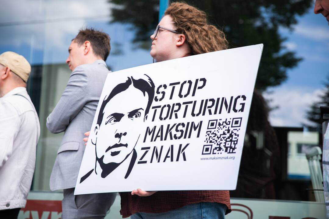 Solidarumo akcija Vilniuje M. Znakui palaikyti.