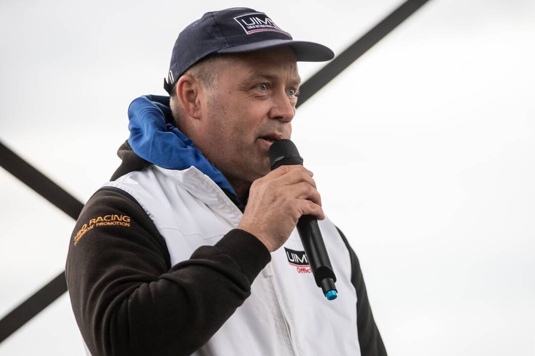 Pasaulio ir Europos jaunių motorlaivių čempionato atidarymas
