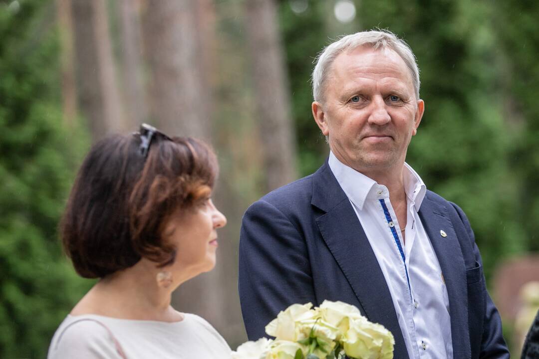 J. Brėdikis amžino poilsio atgulė Petrašiūnų kapinėse