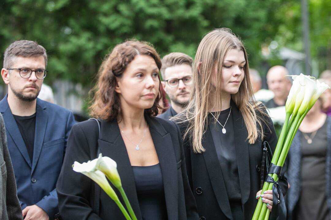 J. Brėdikis amžino poilsio atgulė Petrašiūnų kapinėse