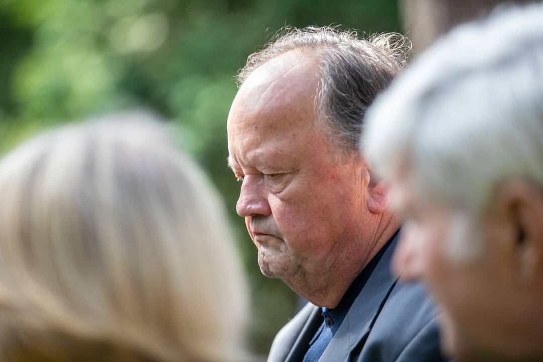 J. Brėdikis amžino poilsio atgulė Petrašiūnų kapinėse