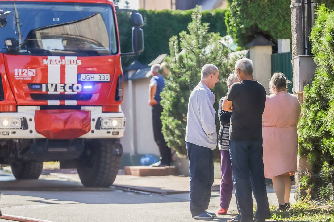 Vilijampolėje degė gyvenamasis namas