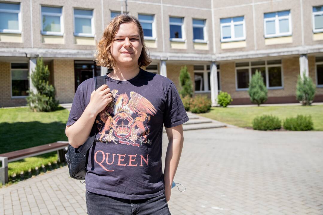 Dvyliktokų nuotaikos po matematikos egzamino