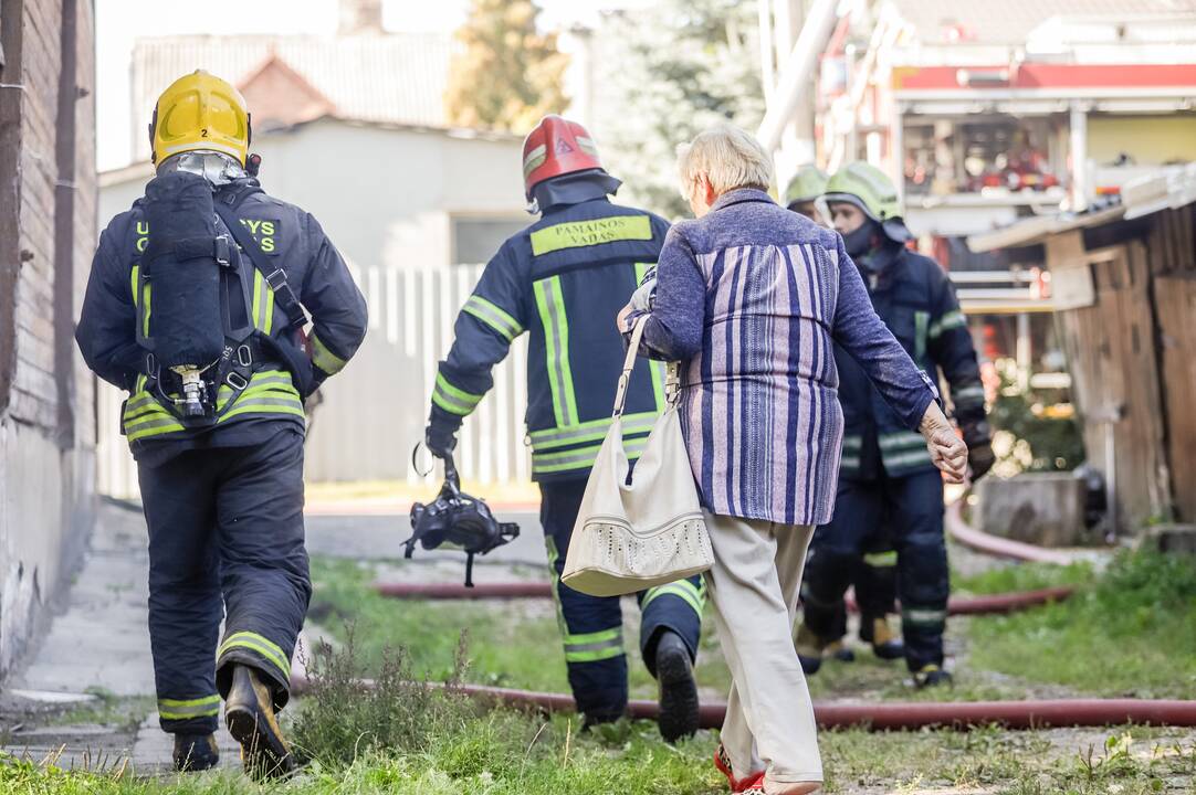 Vilijampolėje degė gyvenamasis namas