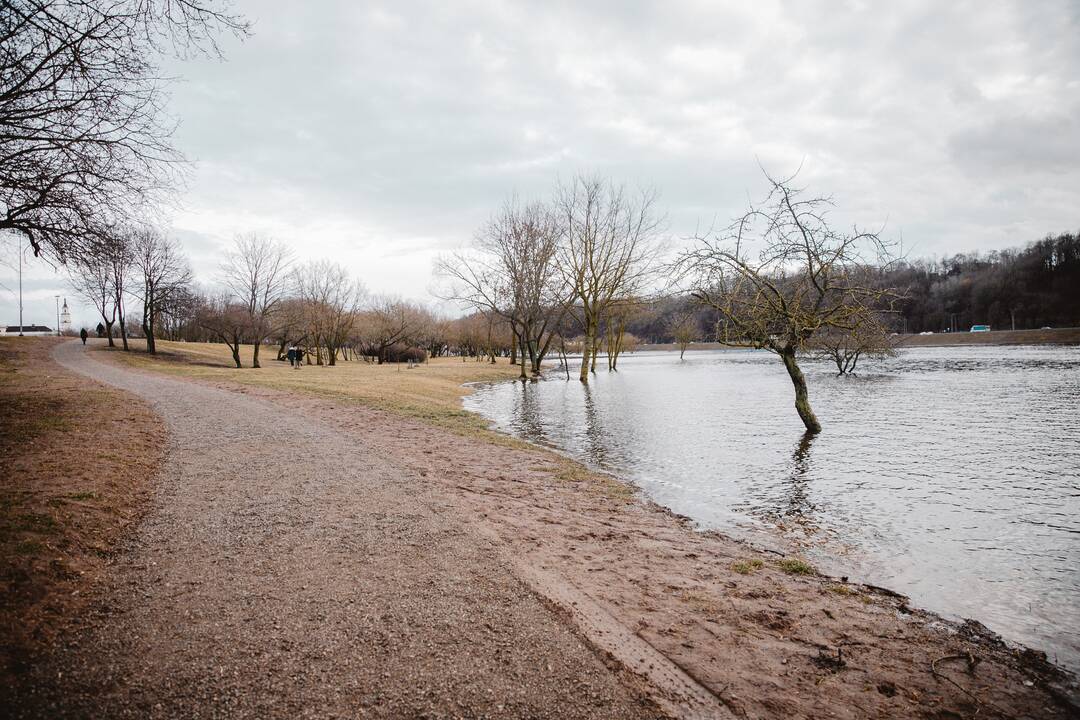 Užlietas Kauno Santakos parkas
