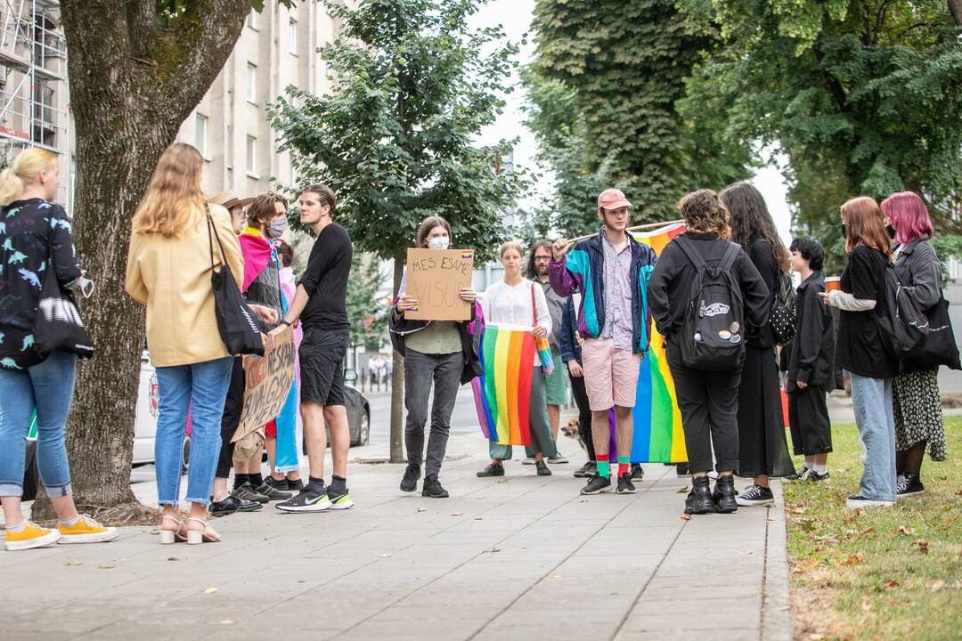 LGBT eisenos palaikymo akcija