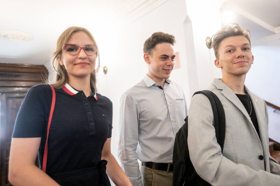 Kauno rotušėje pagerbti geriausi miesto abiturientai