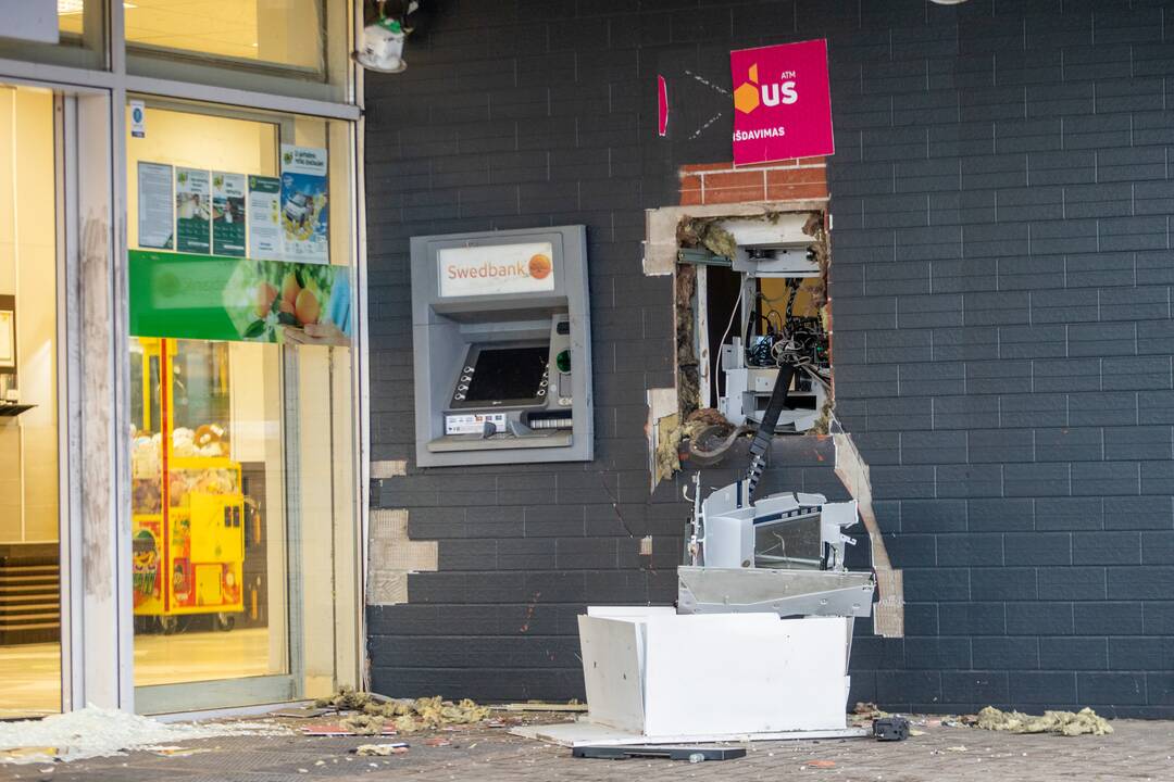 Vaišvydavoje išplėštas bankomatas