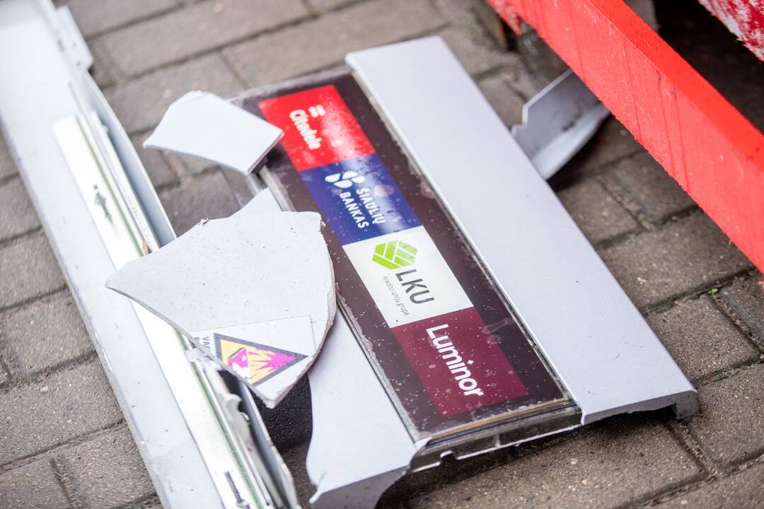 Vaišvydavoje išplėštas bankomatas