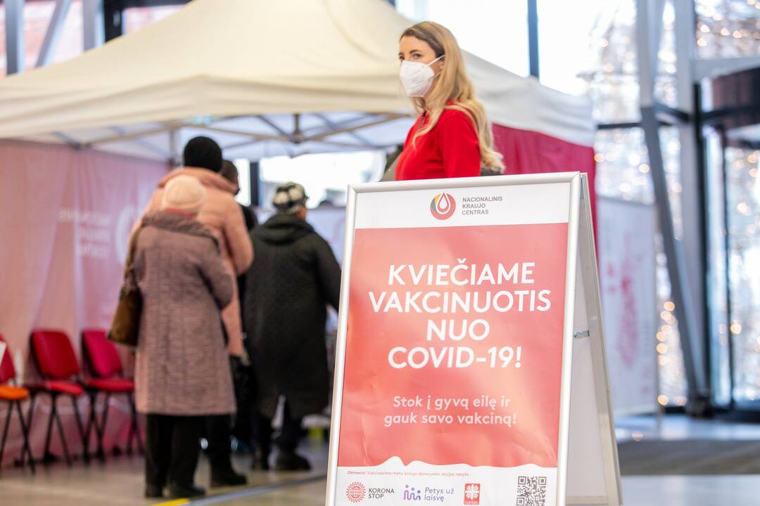 Kauno „Akropolyje“ prasidėjo gyventojų skiepijimas