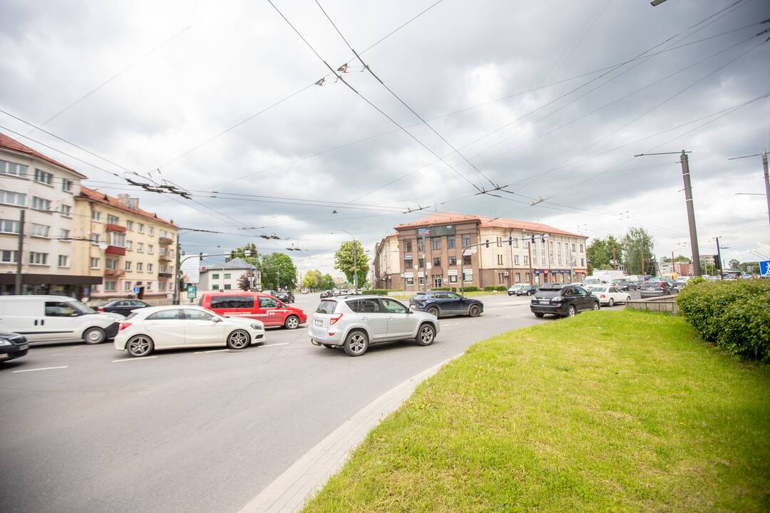 Kaune vairuotojai dūsta spūstyse