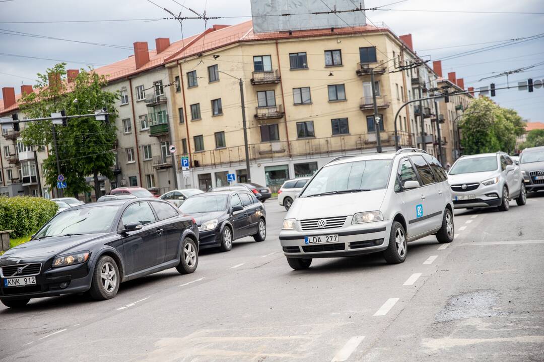 Kaune vairuotojai dūsta spūstyse