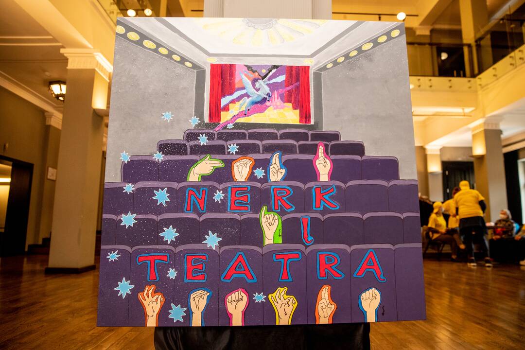 Festivalis „Nerk į teatrą 2021“