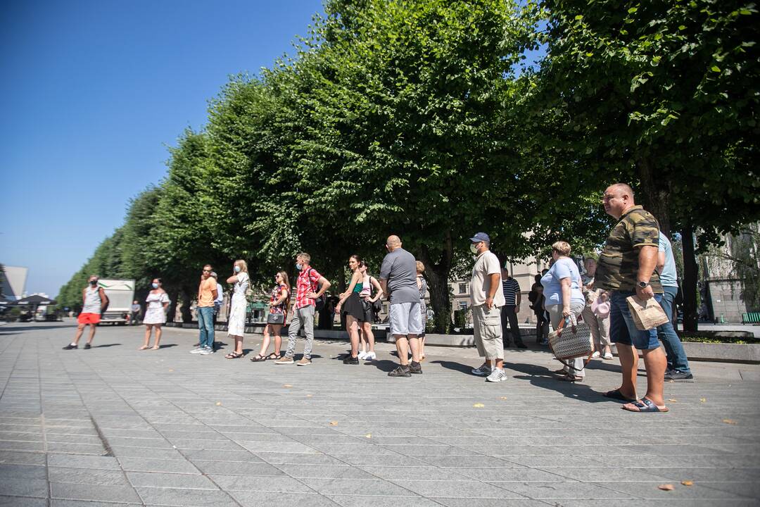 Mobilus vakcinavimo centras atkeliavo į Laisvės alėją