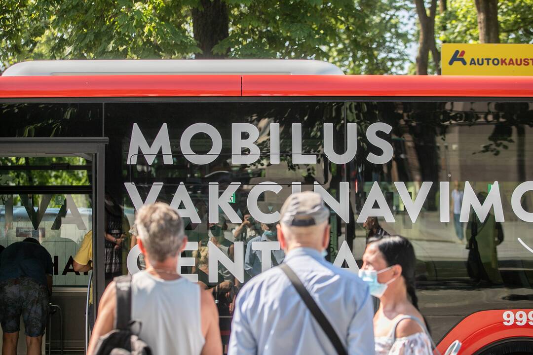 Mobilus vakcinavimo centras atkeliavo į Laisvės alėją