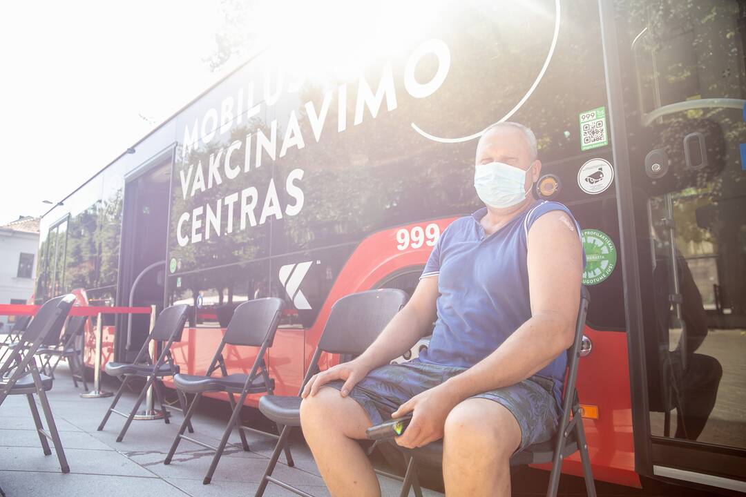 Mobilus vakcinavimo centras atkeliavo į Laisvės alėją