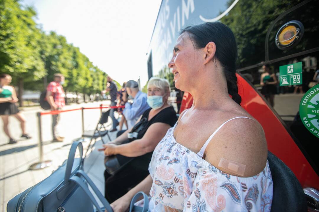 Mobilus vakcinavimo centras atkeliavo į Laisvės alėją