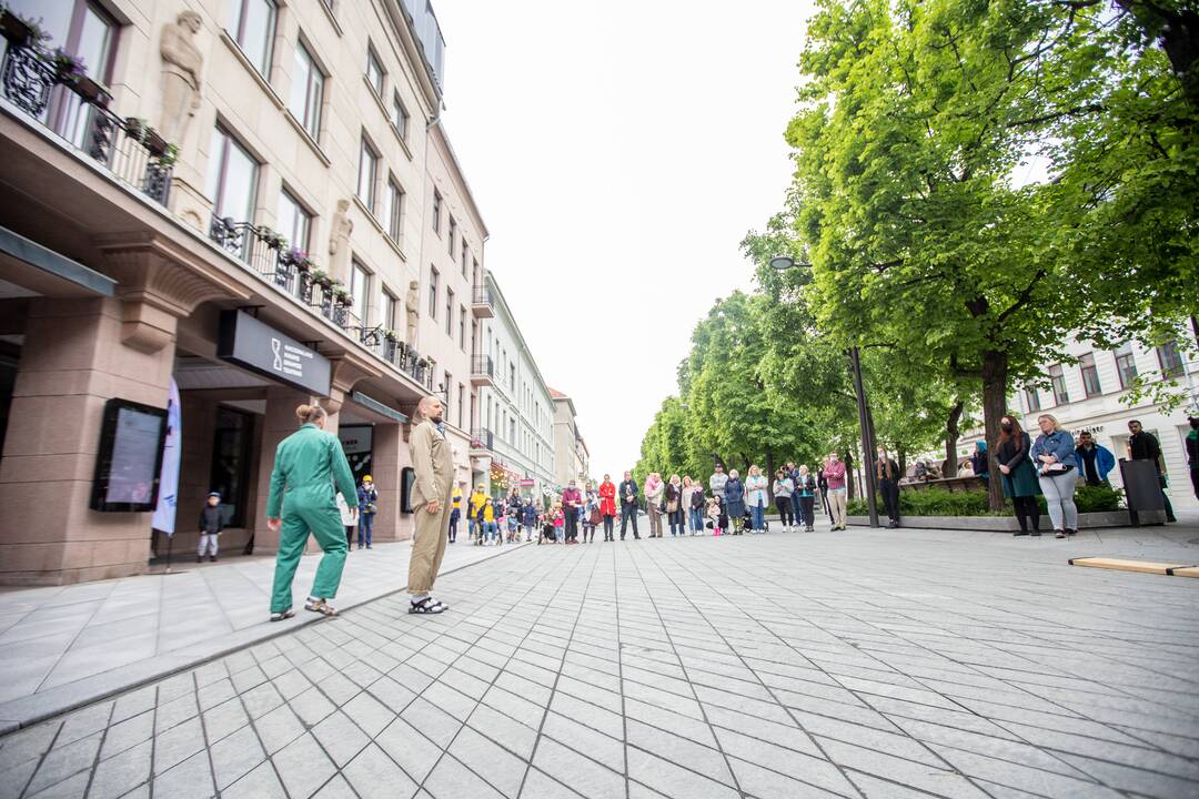 Festivalis „Nerk į teatrą 2021“