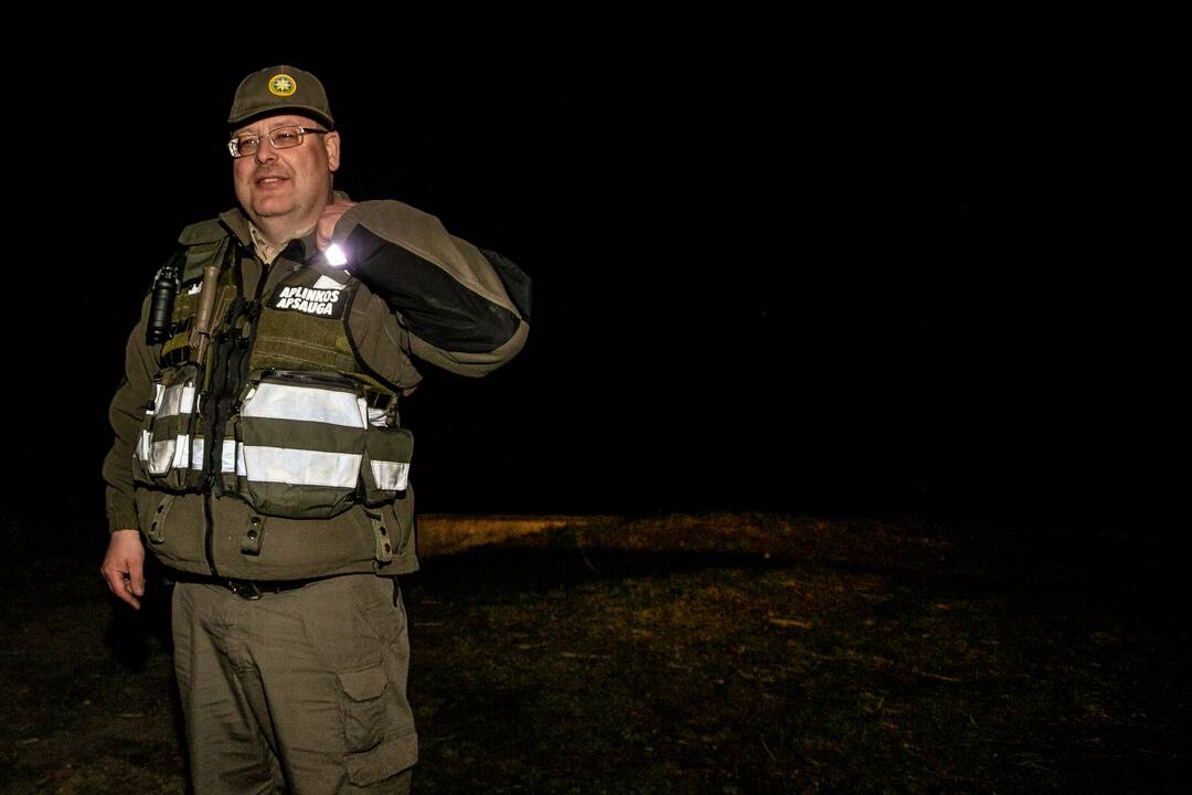 Netoli Kauno hidroelektrinės iš dviejų vamzdžių į Nemuną išsiliejo teršalai