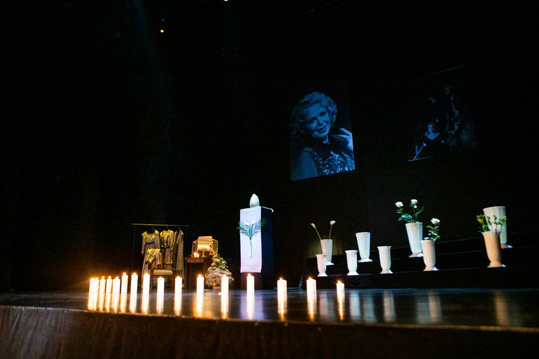 Lietuva atsisveikina su legendine aktore G. Balandyte