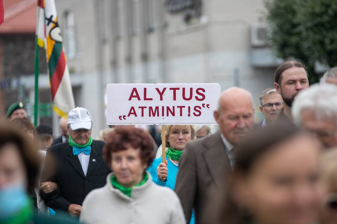 Tremtinių ir politinių kalinių sąskrydis Ariogaloje