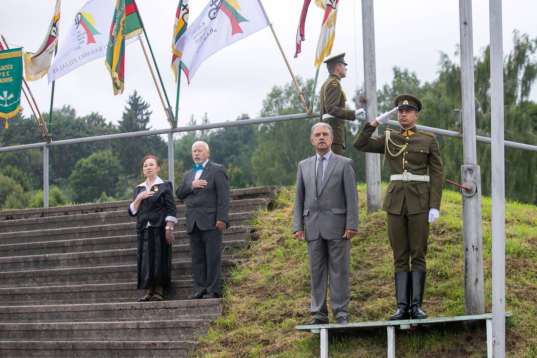 Tremtinių ir politinių kalinių sąskrydis Ariogaloje