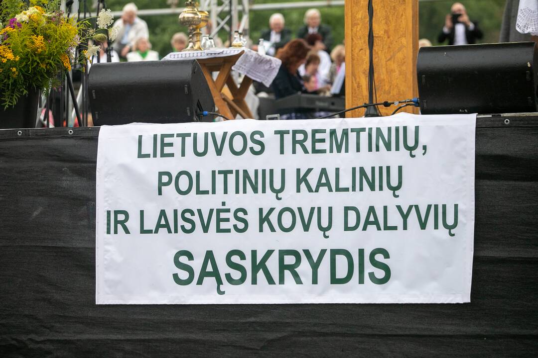 Tremtinių ir politinių kalinių sąskrydis Ariogaloje