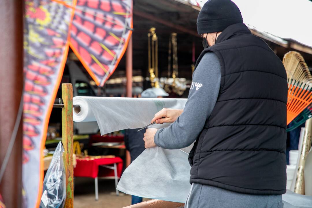Aleksoto turgaus prekeiviai skundžiasi sumažėjusiais pirkėjų srautais