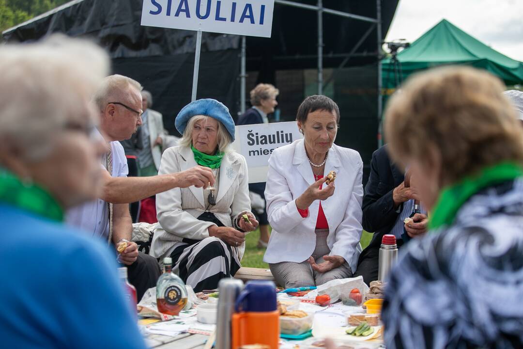 Tremtinių ir politinių kalinių sąskrydis Ariogaloje